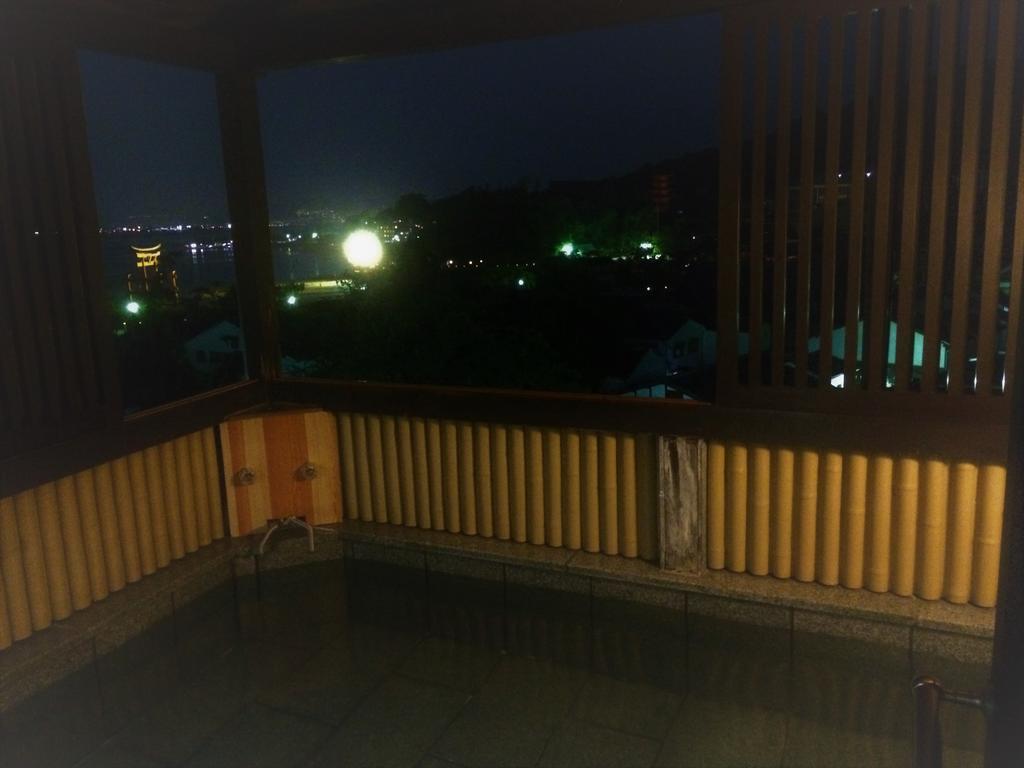 Jukeiso Hotel Hatsukaichi Luaran gambar