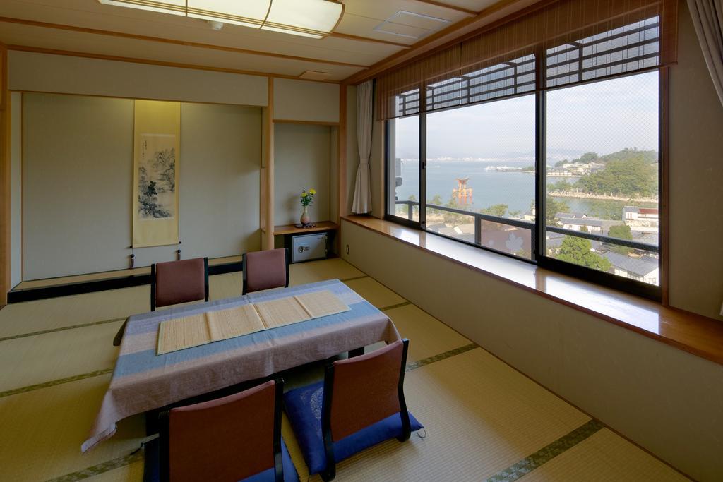 Jukeiso Hotel Hatsukaichi Luaran gambar